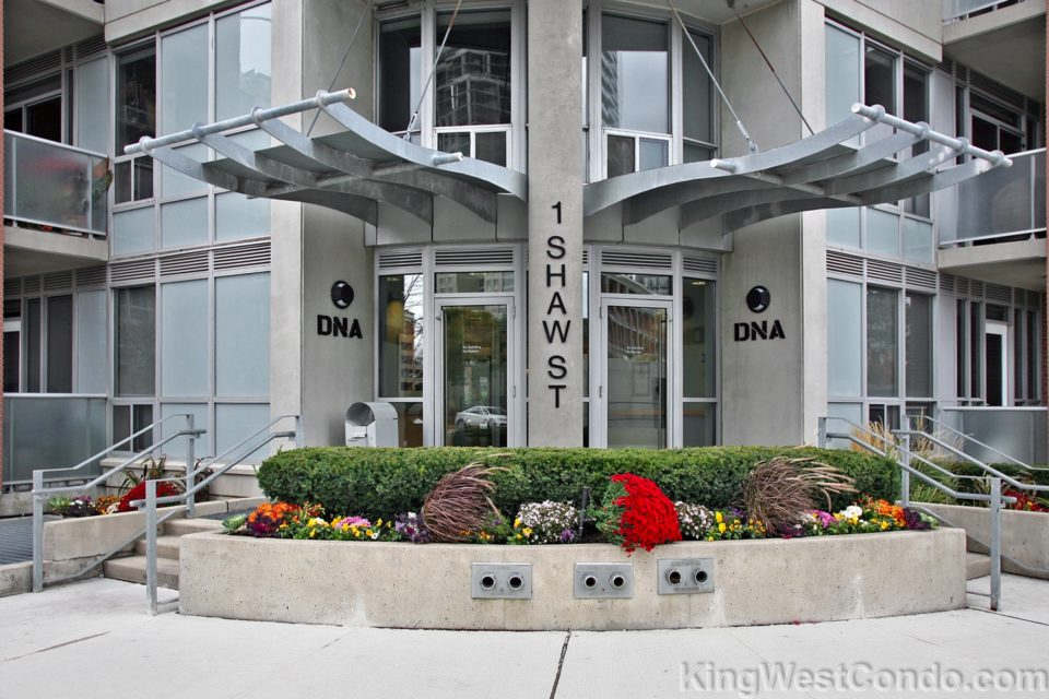 1 Shaw St W DNA1 - Exterior4 - KingWestCondo.com